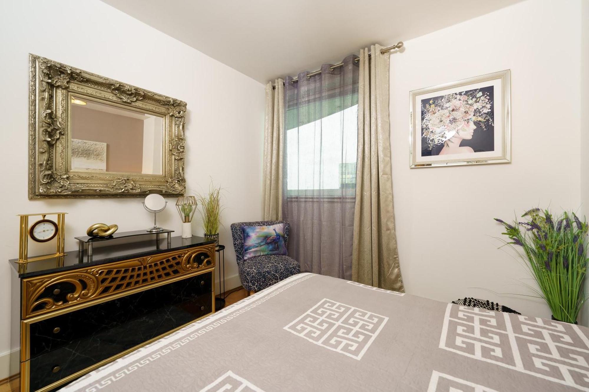 St George Thames Apartment London Luaran gambar